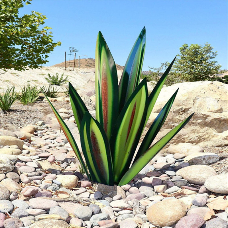 Hand Finished Agave Garden Metal Art for Yard or Patio | Weatherproof, Set Up Without Tools | Two Heights, 27 or 35 cm, Four Colors