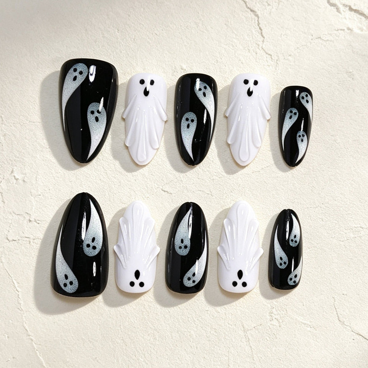 Halloween Ghost Press-On Nails | Available in Nackt, Boxed | Glue-Free Application in Minutes for Parties and Nights Out