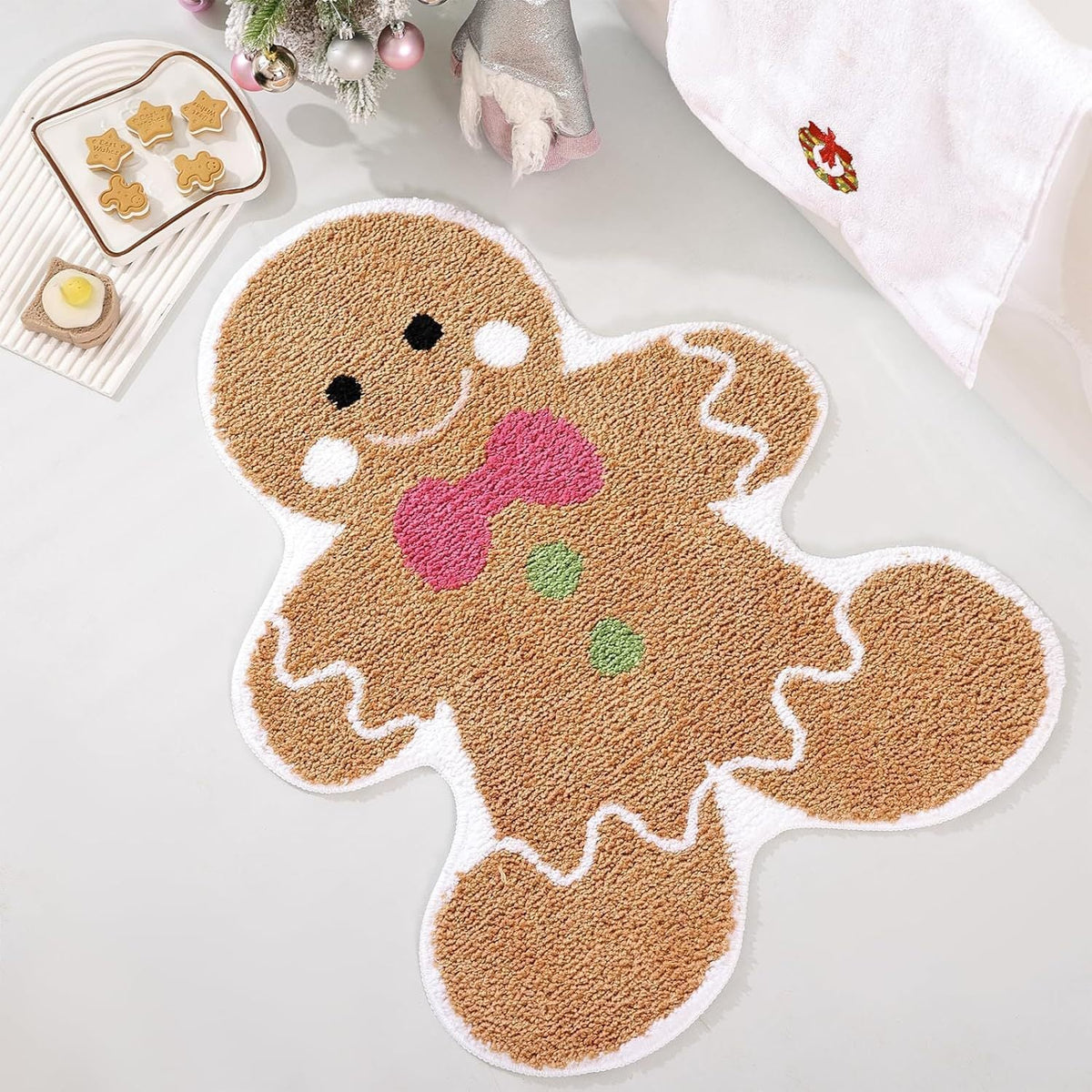 Plush Christmas Mat with a Santa Motif | Soft Xmas Rug for the Living Room in Two Sizes | Festive Holiday Floor Decor
