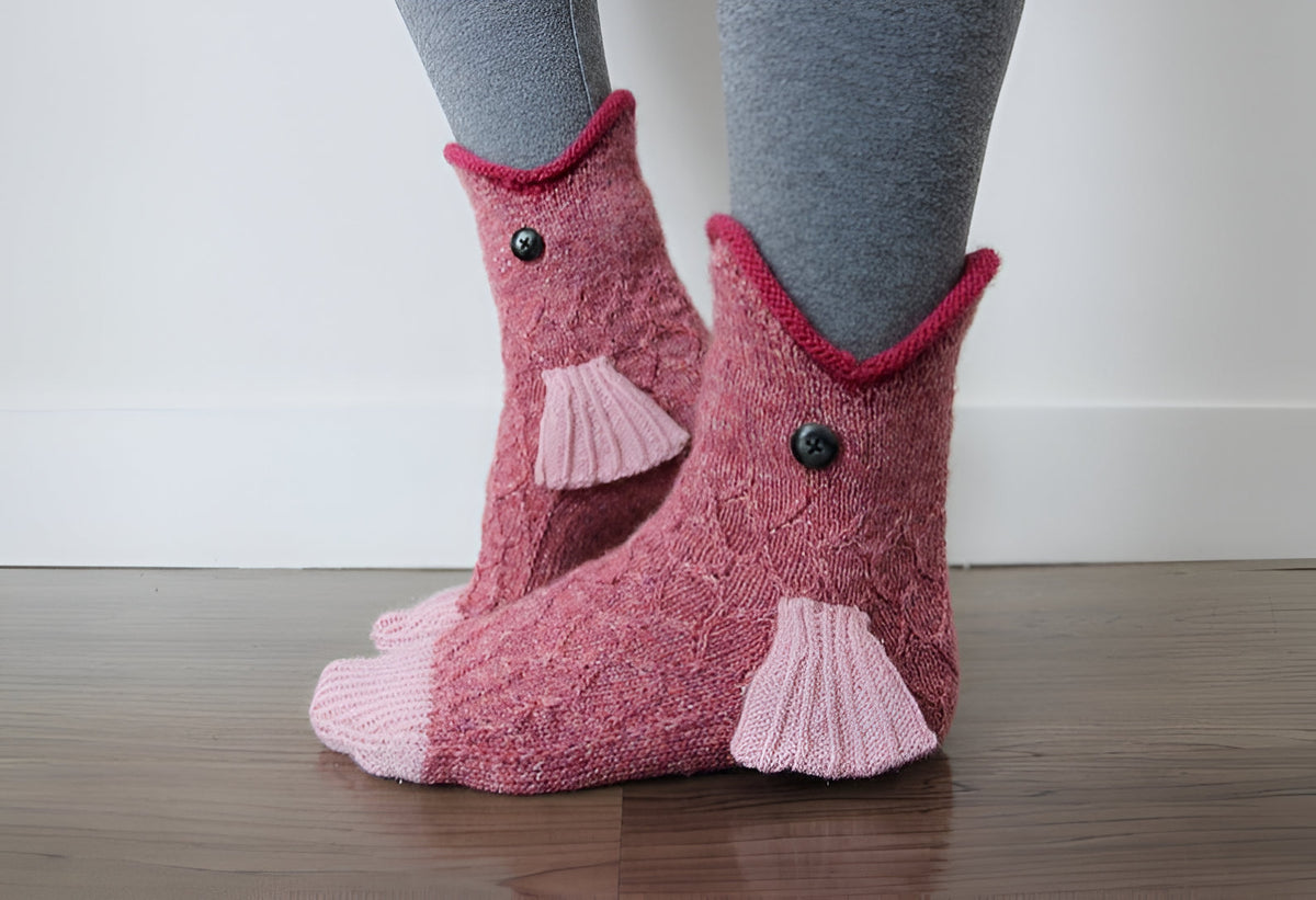 Fish style 3D knit novelty socks