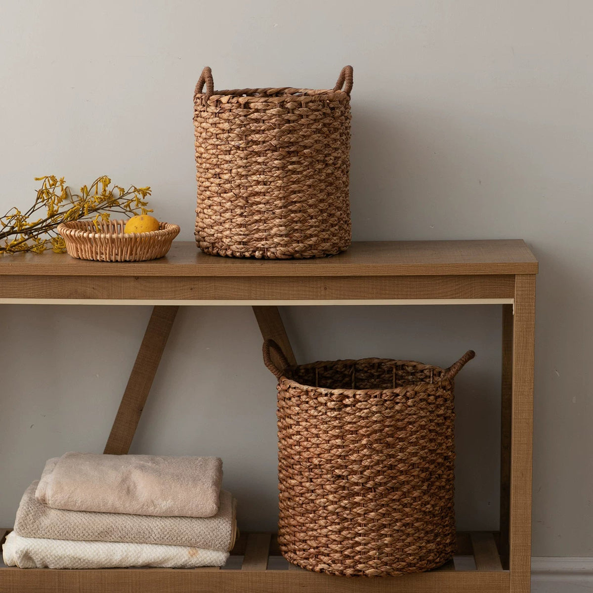 Round Woven Basket with Sturdy Handles | Toy Storage for the Living Room or Bedroom | 14.2 in Across, 14.8 in Tall