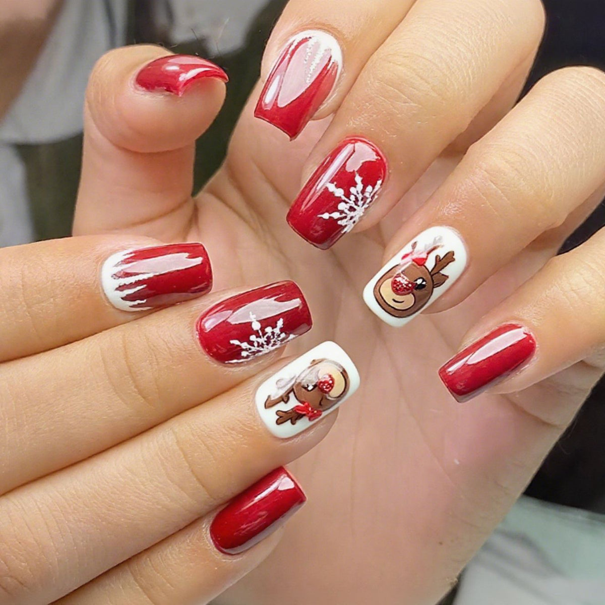 Christmas Press On Nails with Reindeer and Snowflake Designs