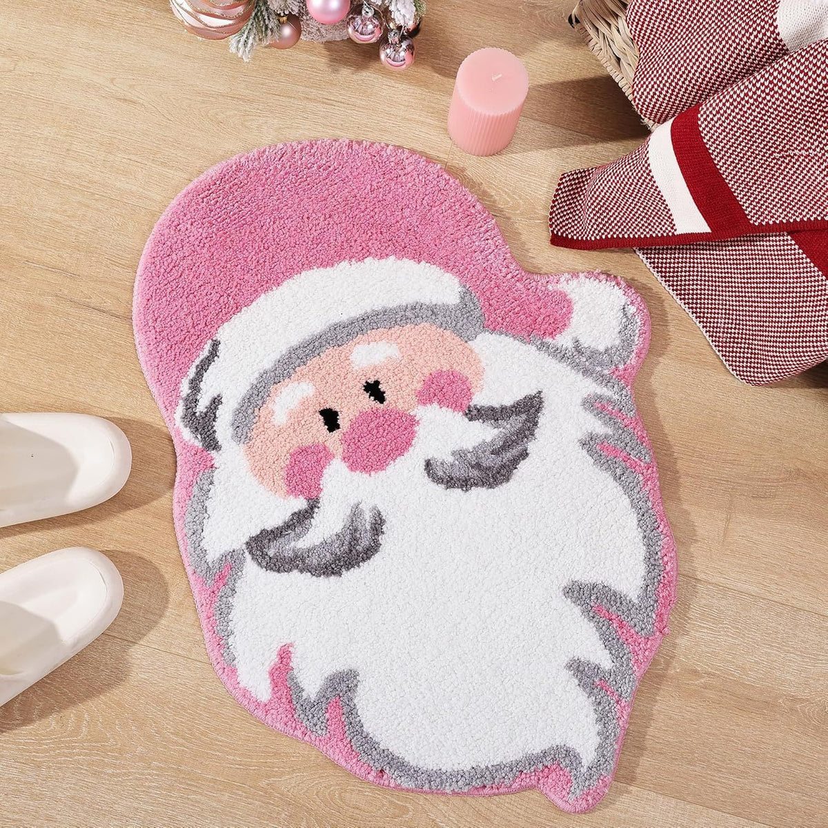 Plush Christmas Mat with a Santa Motif | Soft Xmas Rug for the Living Room in Two Sizes | Festive Holiday Floor Decor