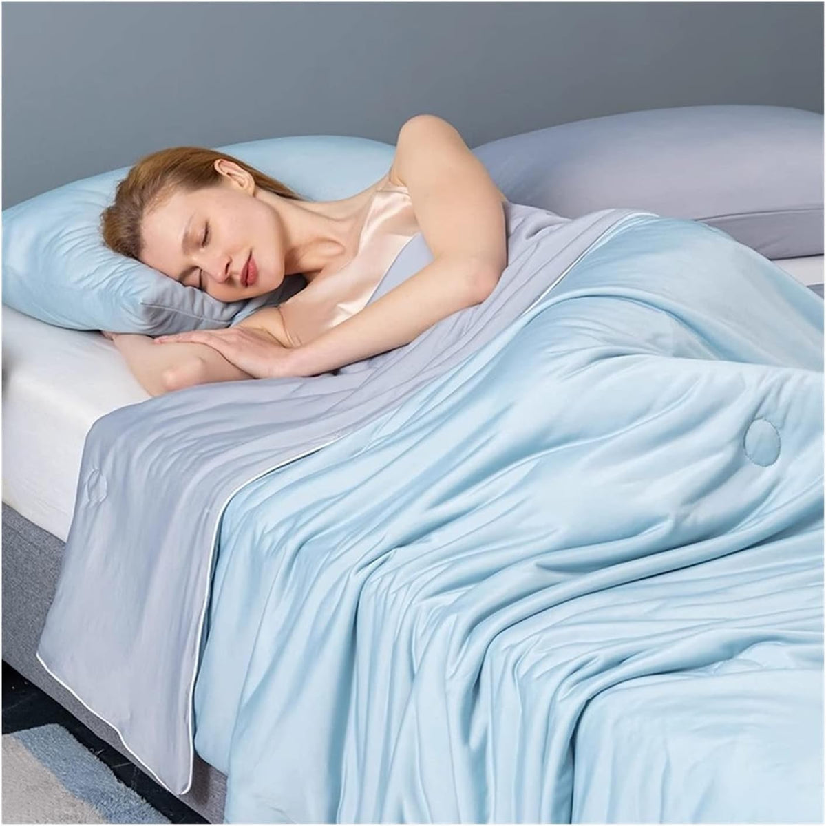 Lightweight Cooling Blanket for Summer Bedding | Quilted Design | A Comfortable Layer for Warm Nights