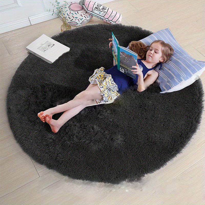 Round Carpet Rug with a Fluffy Polyester Pile | Non-Slip and Machine Washable, 47 or 63 in Across | 8 Colors